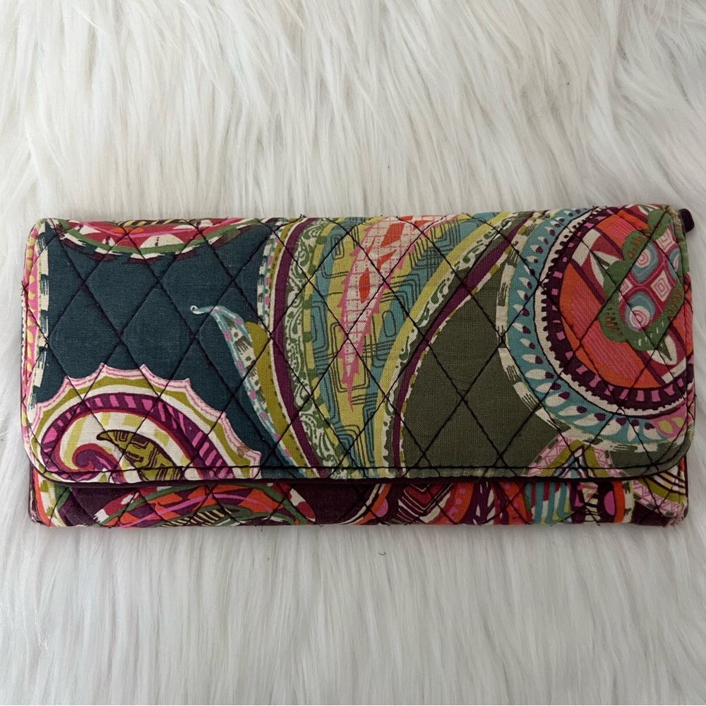 Vera Bradley RFID Trifold Wallet Heirloom Paisley Large Cotton Card Holder
